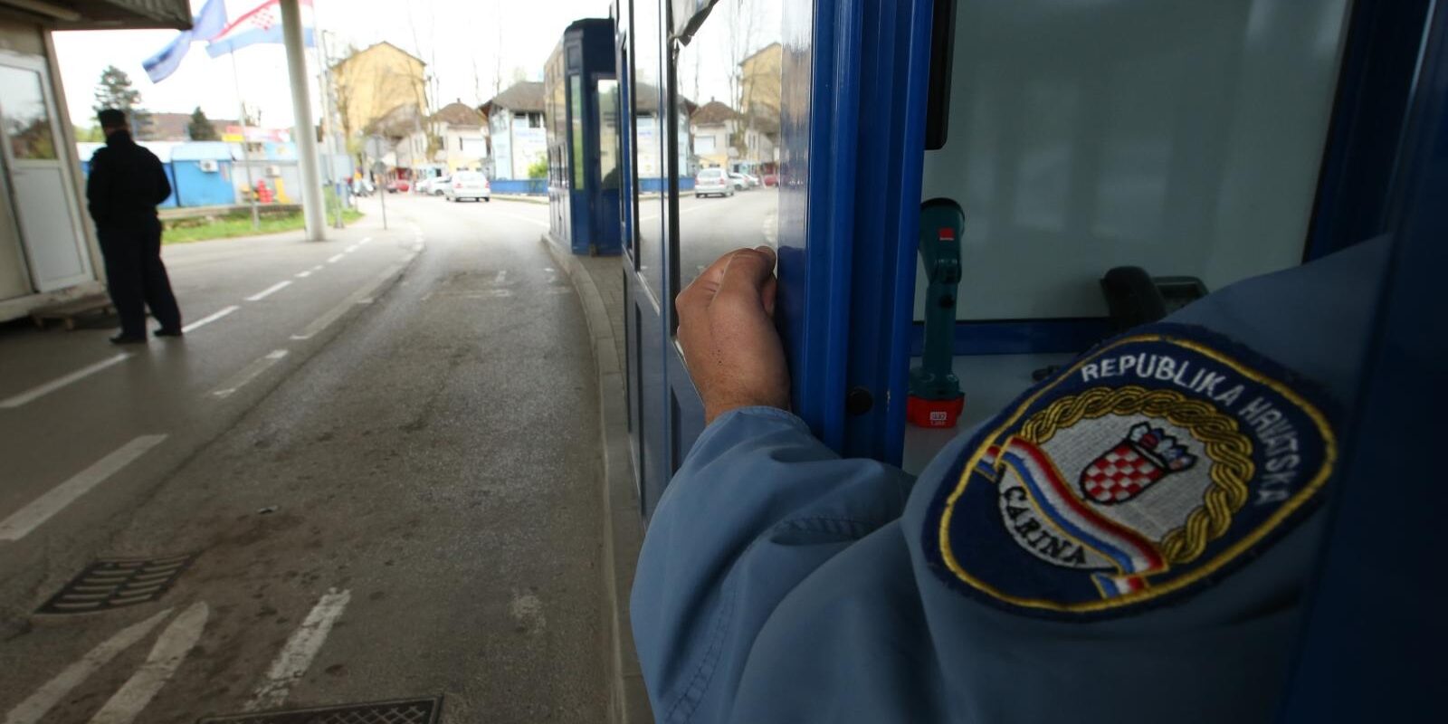 granični prijelaz hrvatska kostajnica