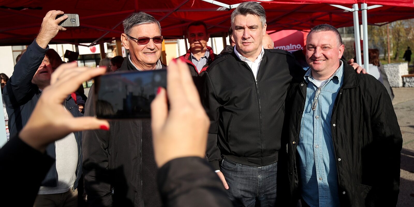 Predsjednički kandidat Zoran Milanović posjetio je građane Siska