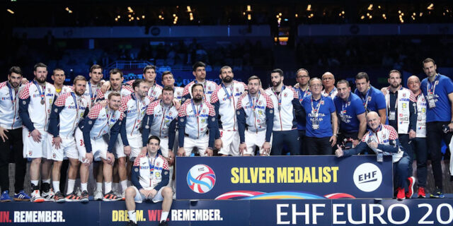 Stockholm: Rukometaši Hrvatske nakon borbe u finalu okrunjeni srebrnim medaljama