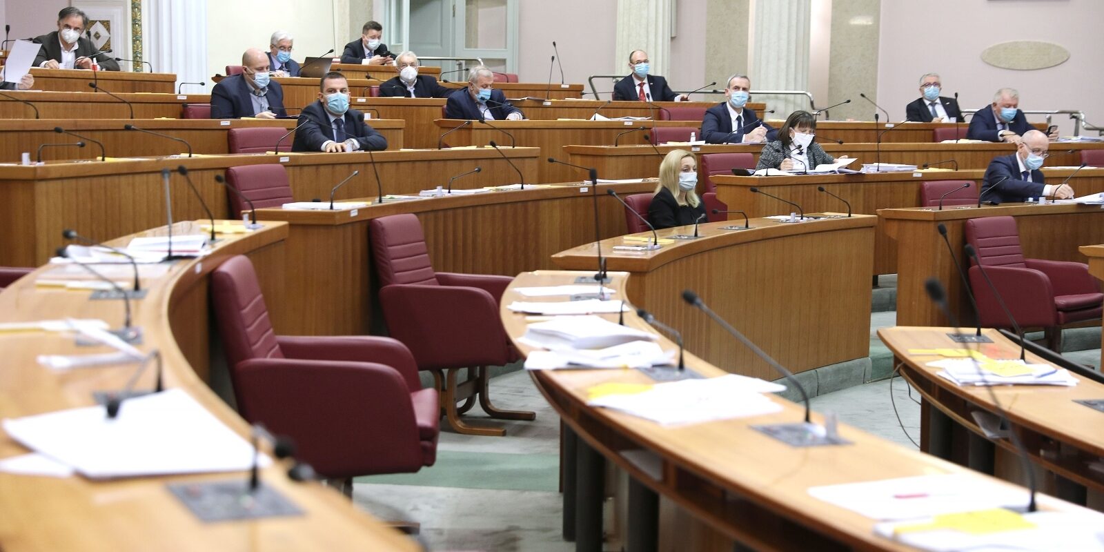 Zagreb: Glasovanje u polupraznoj sabornici nakon izlaska oporbe