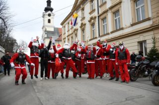 Moto Mrazovi provozali se Bjelovarom, ali nisu smjeli dijeliti poklone djeci