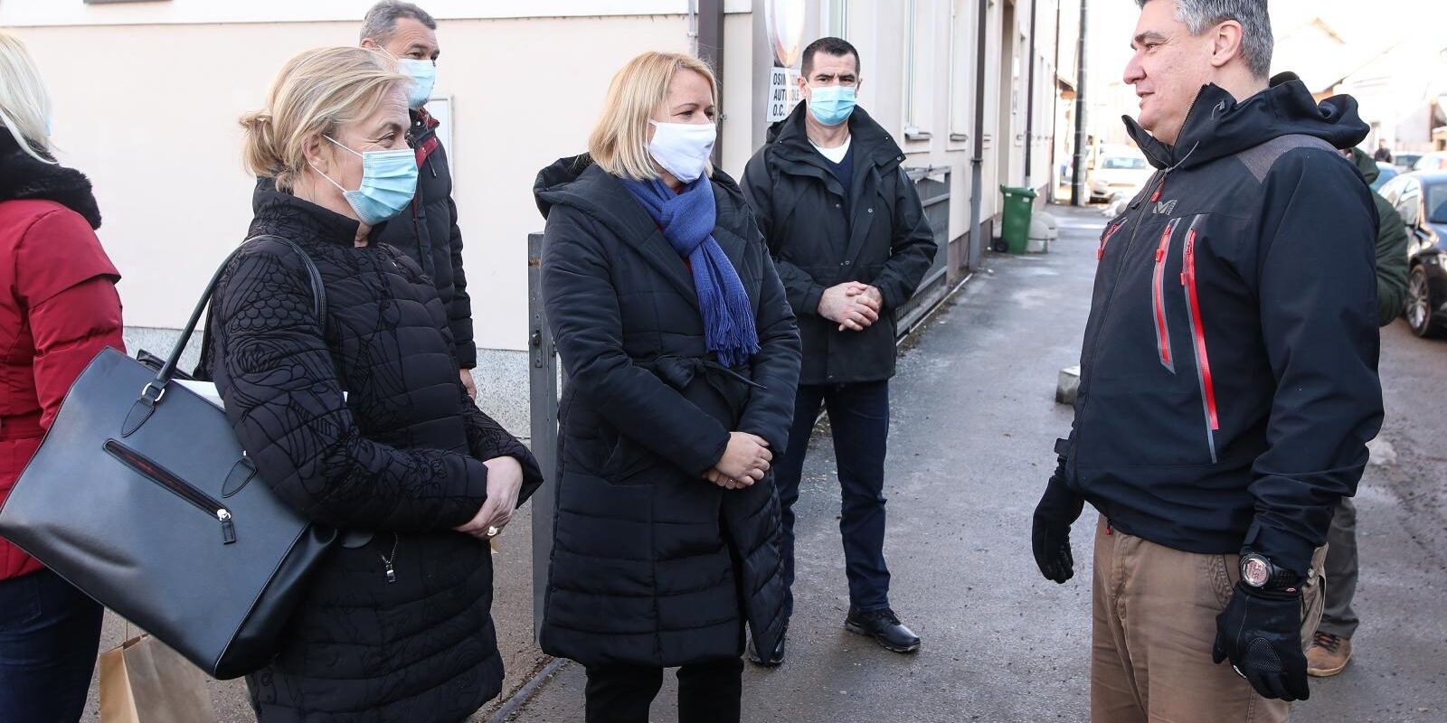 Petrinja: Predsjednik Milanović sastao se s gradonačelnikom Dumbovićem