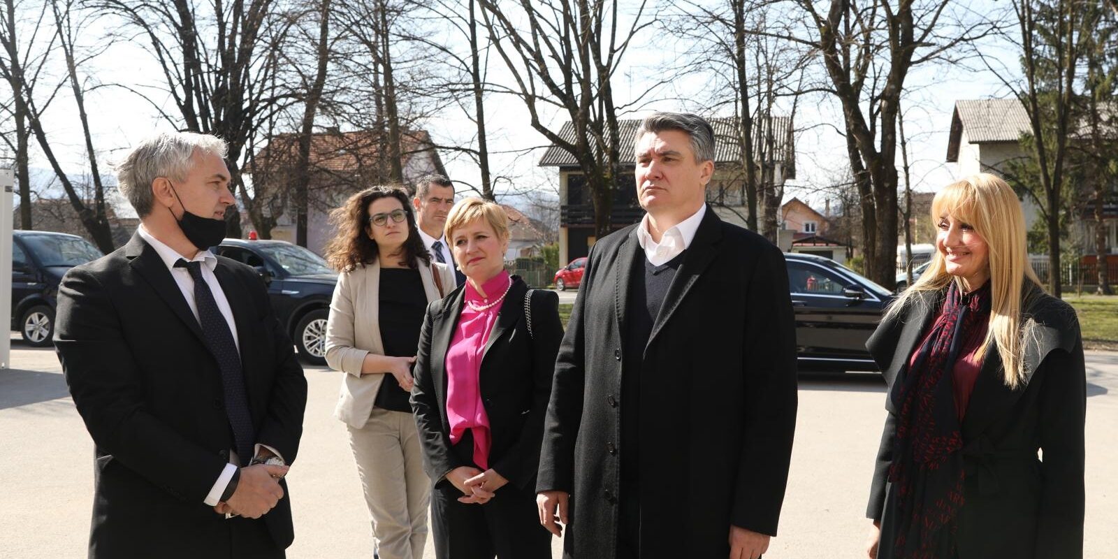 Predsjednik Republike obišao je potresom uništene zgrade Učiteljskog fakulteta u Petrinji
