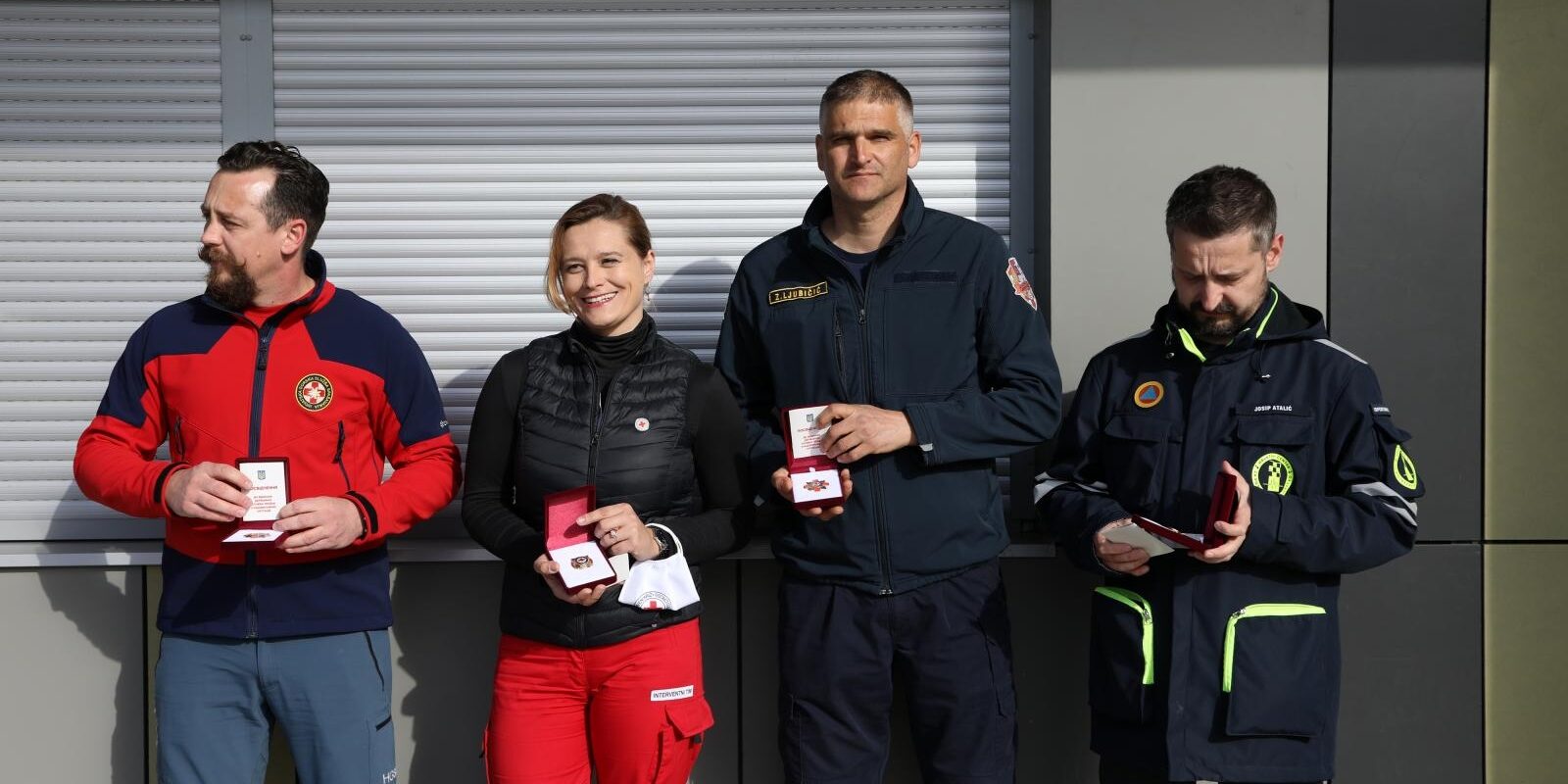 Petrinja: Četiri pripadnika interventnih službi odlikovano za djelovanje nakon potresa
