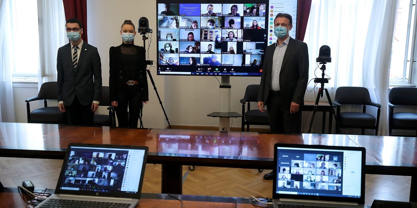 Zagreb: Za učenike srednjih škola otvorena virtualna simulirana sjednica Sabora