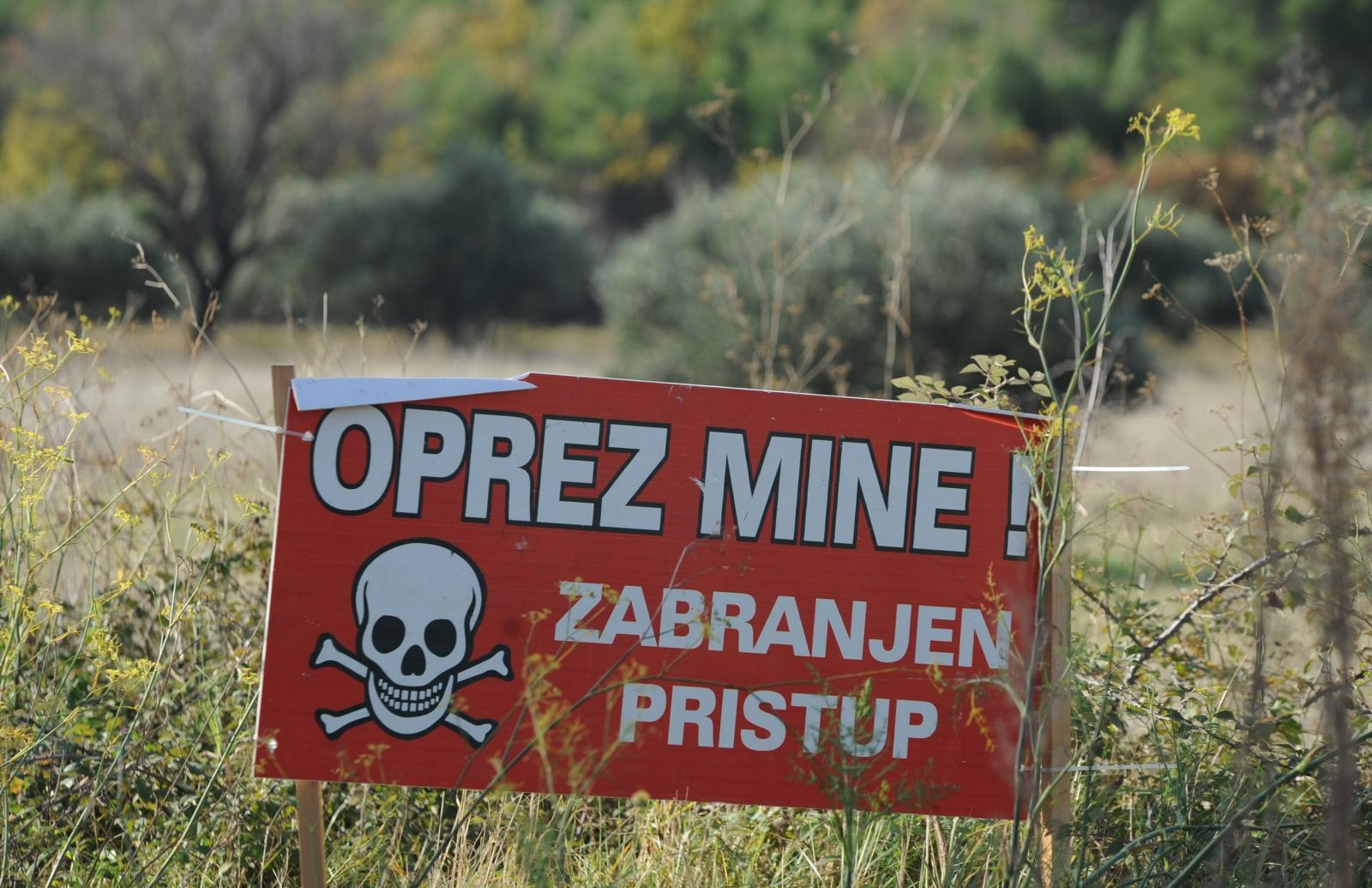 oprez mine