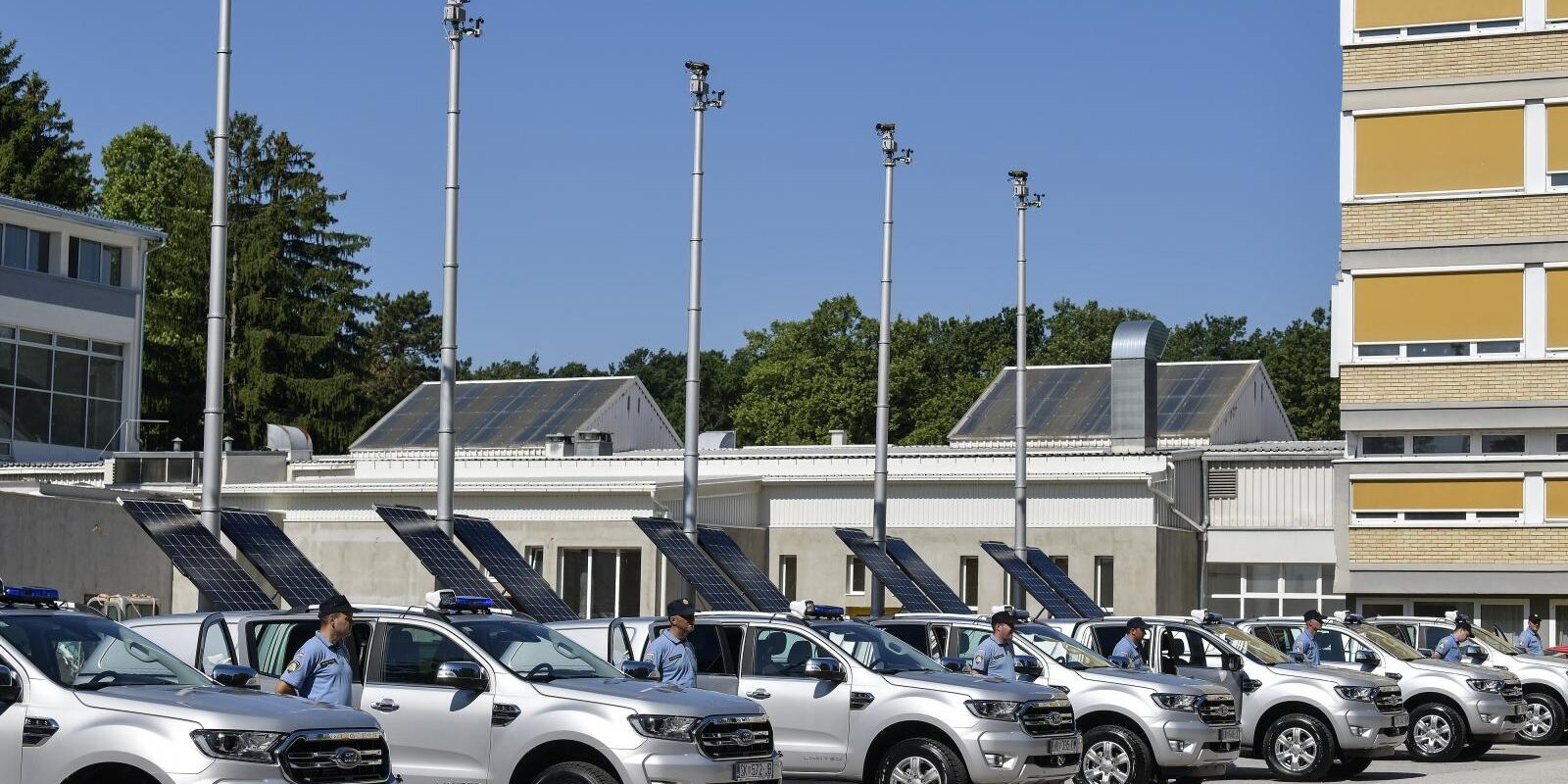 Zagreb: Predstavljeno osam mobilnih termovizijskih kamera za nadzor državne granice