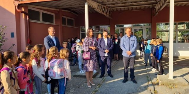oš dragutina tadijanović petrinja