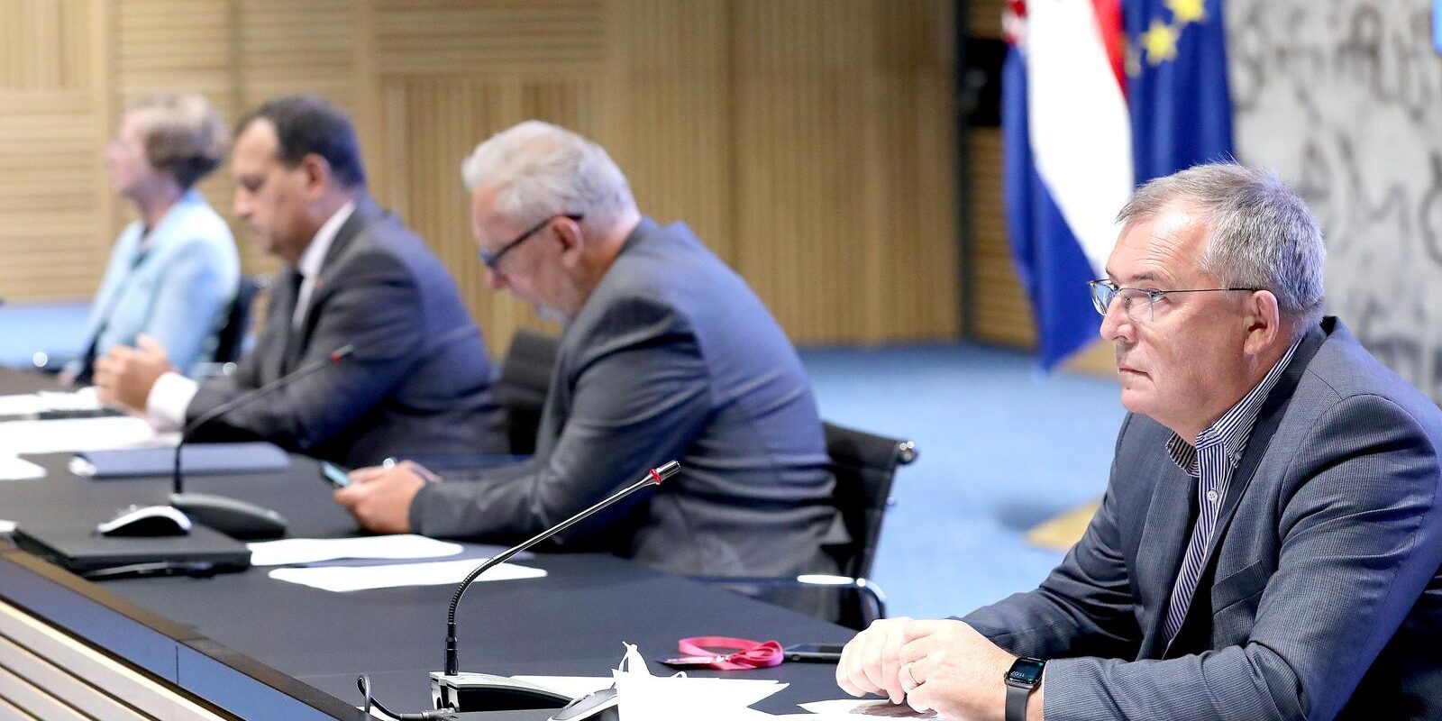 Zagreb: Stožer objavio nove brojke –  novozaraženih koronavirusom je 1042