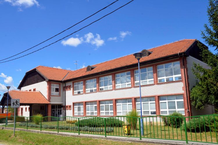 oš komarevo sisak
