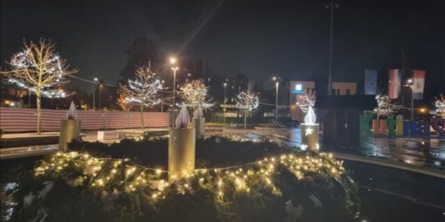 adventska svijeća kutina