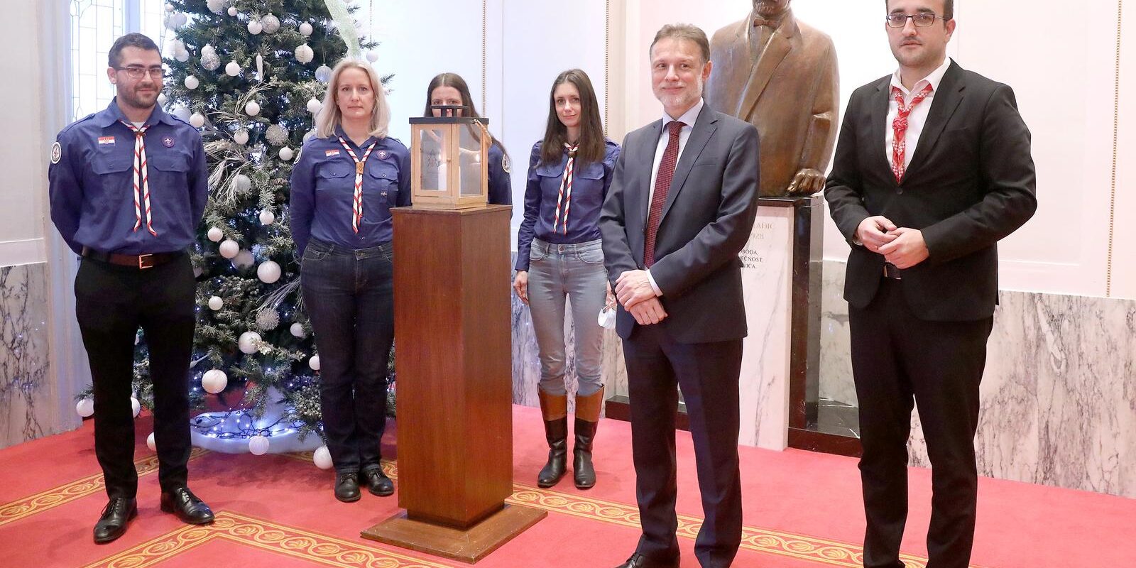 Zagreb: Predsjednik Sabora Jandroković primio Betlehemsko svjetlo mira