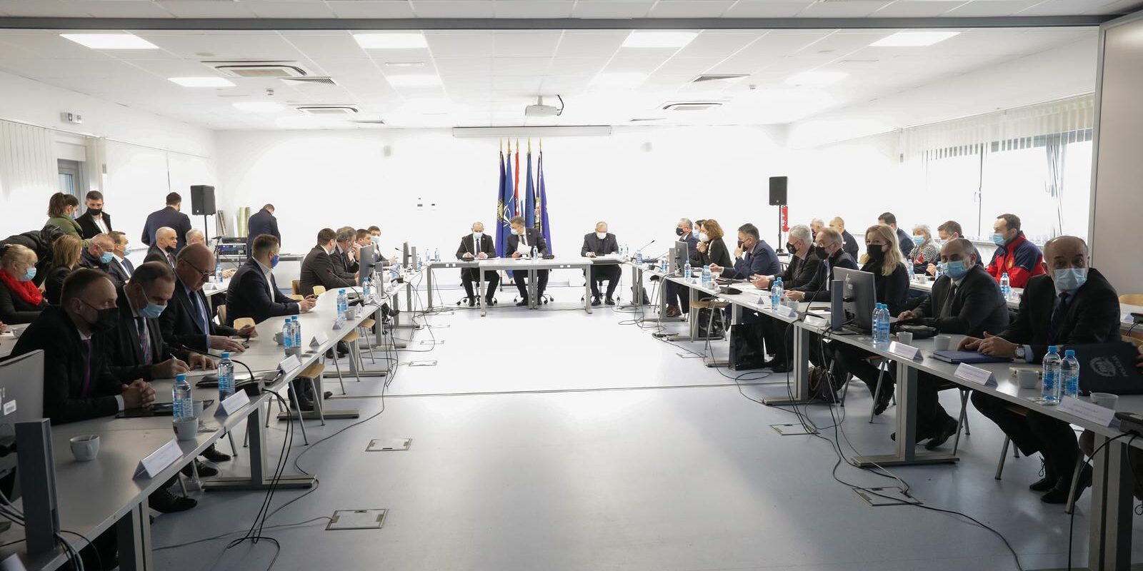 Petrinja: Sjednica Stožera civilne zaštite za otklanjanje posljedica katastrofe uzrokovane potresom