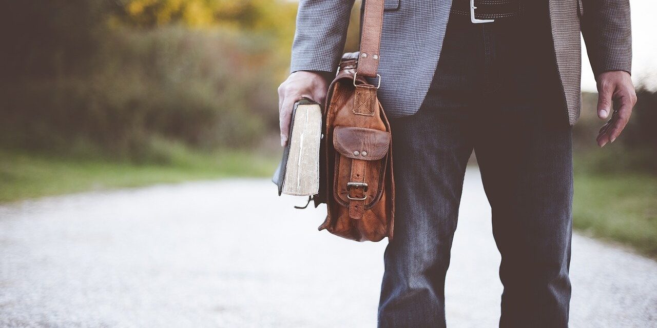 bag-1868758_1280