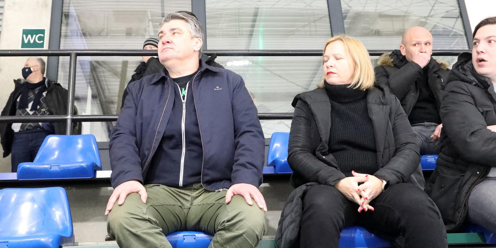 Zoran Milanović nazočio utakmici hokeja na ledu između KHL Sisak i HKMK Bled