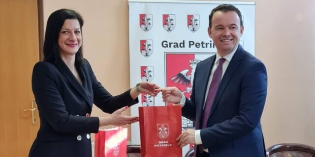 kosovo petrinja