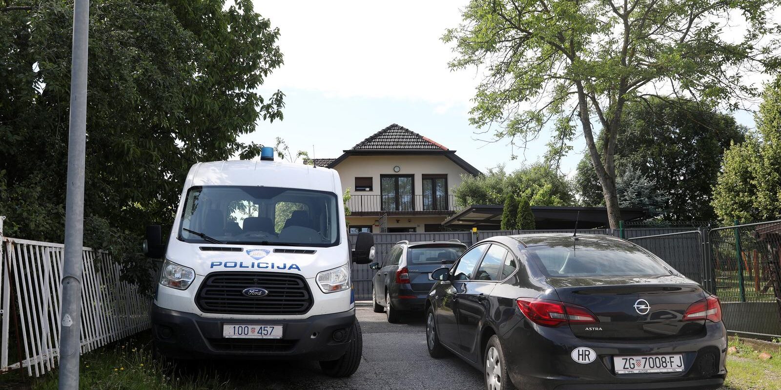 U policijskoj akciji uhićen bivši gradonačelnik Petrinje Darinko Dumbović