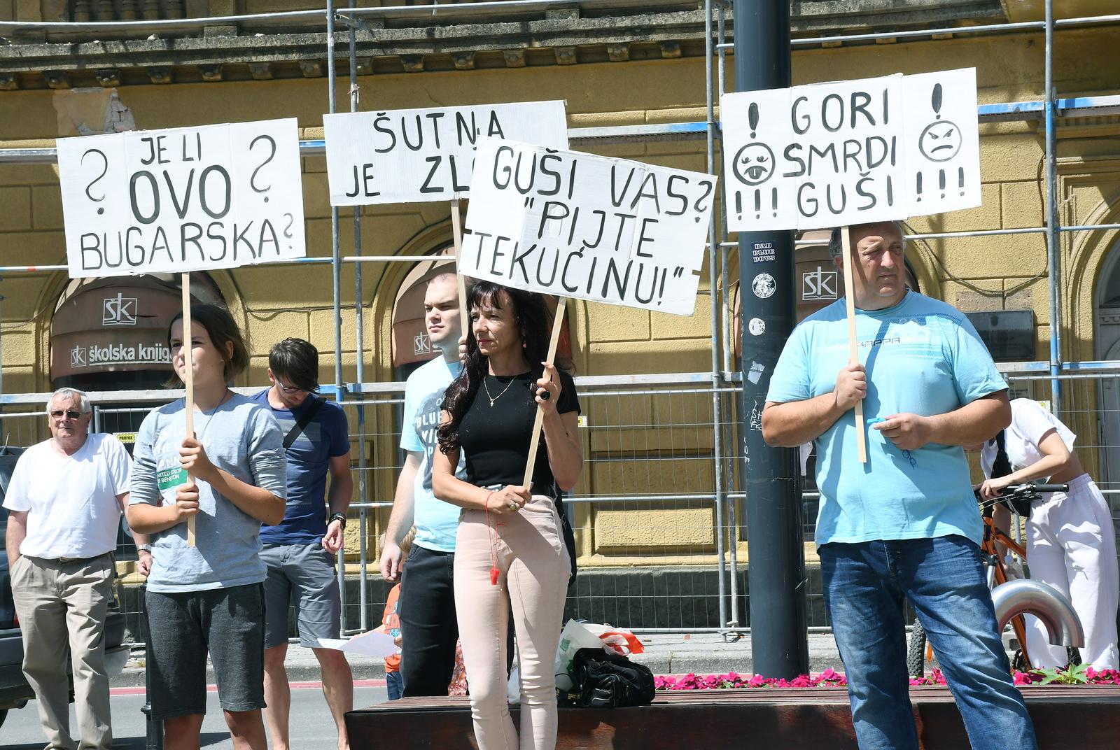 Sisak: Prosvjed inicijative “Siščani ne žele biti smetlišćani”