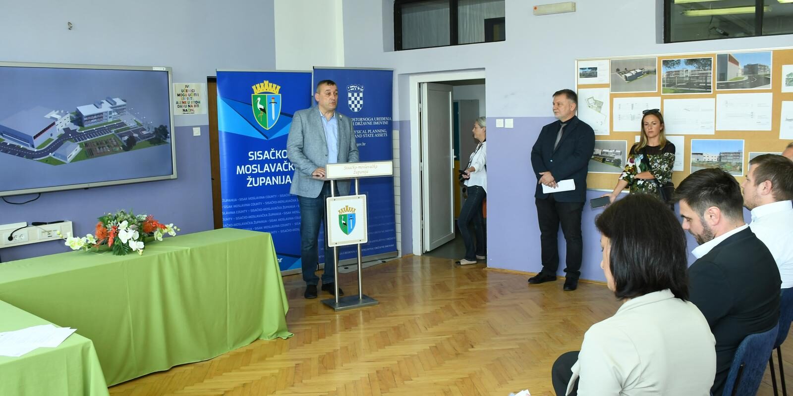 Javno predstavljanje projekta rekonstrukcije Srednje škole Petrinja