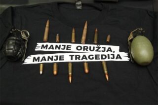 manje oružja -manje tragedija