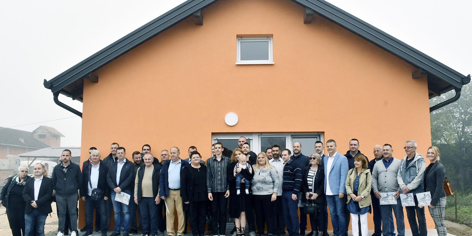 Završena izgradnja zamjenske kuće obitelji Brlić na potresom pogođenom području