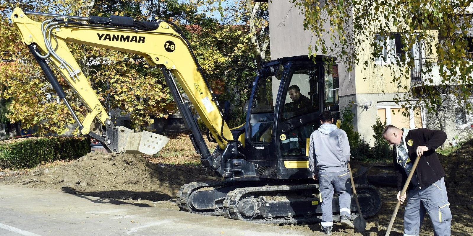 Sisak: Gradonačelnica Ikić Baniček obišla je gradilište u Šenoinoj i Matoševoj ulici