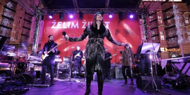 Zagreb: Na glavnom Trgu odr�an koncert �elim �ivot za zakladu Ana Rukavina