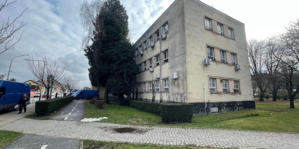 zgrada bivše komande sisak