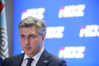 Zagreb: Plenković nakon sjednice Predsjedništva HDZ-a o obnovi i povećanju cijena