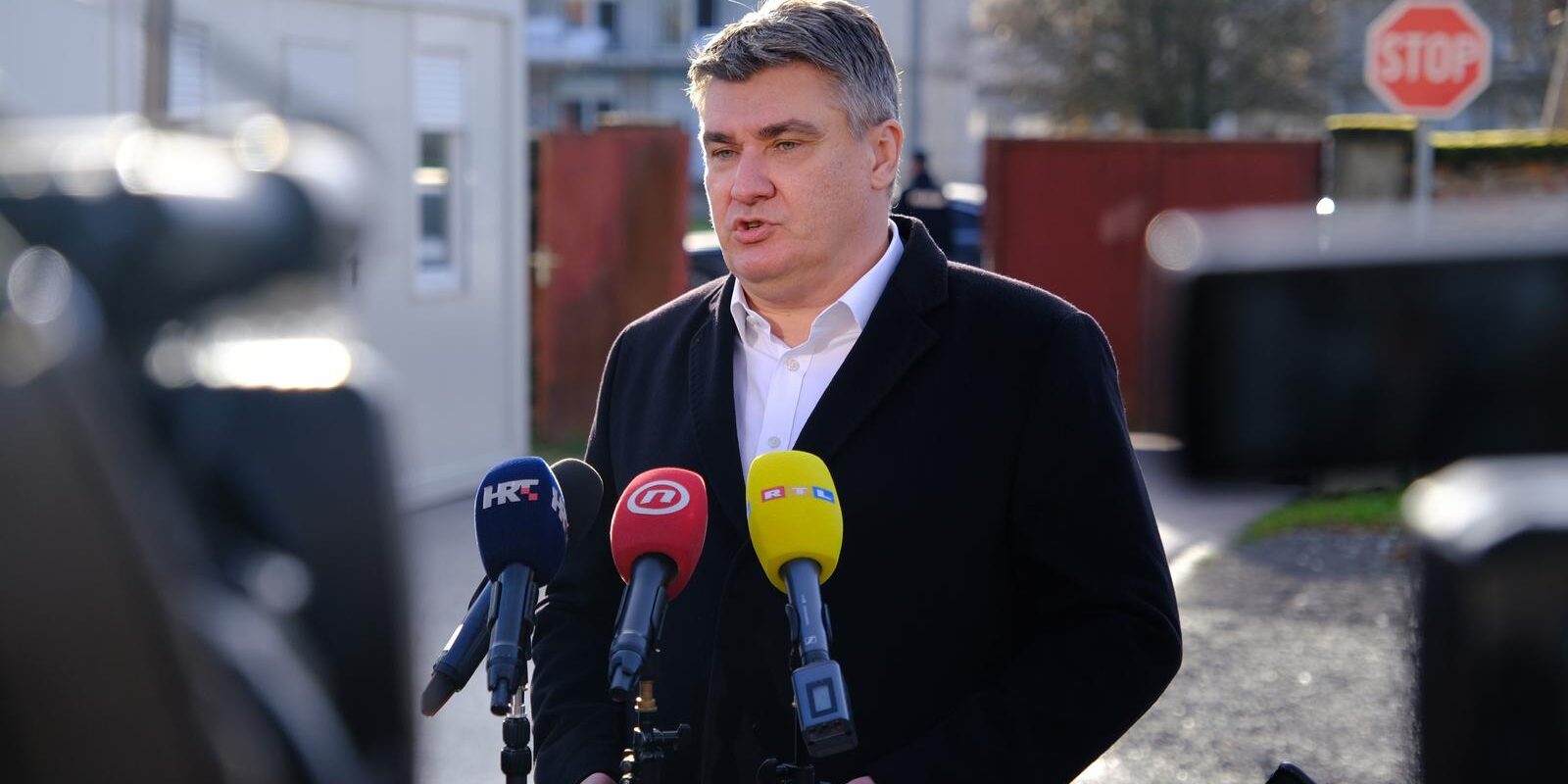 Predsjednik Milanović dao izjave za medije nakon obilaska Banije