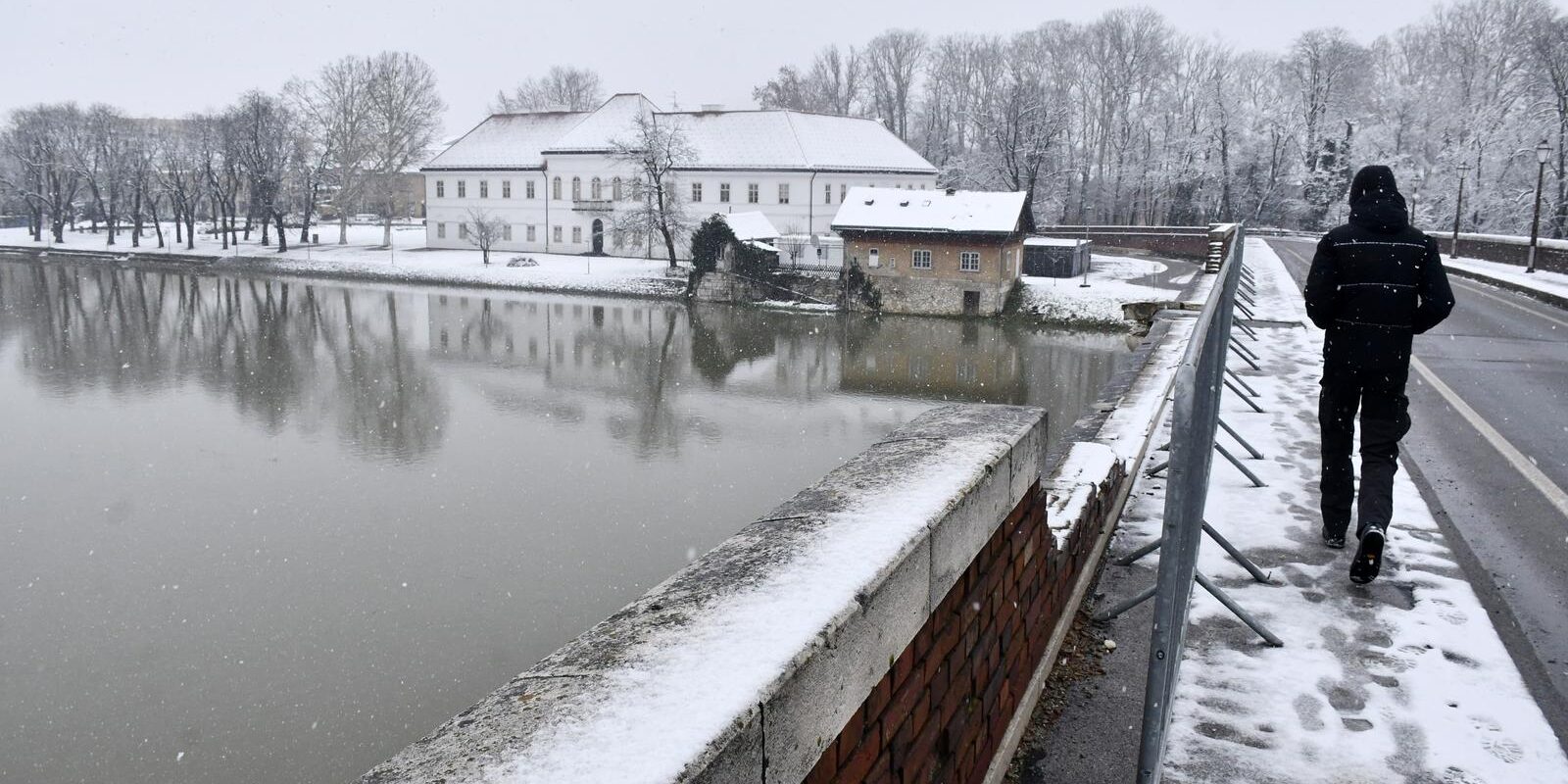 Snježno jutro u Sisku