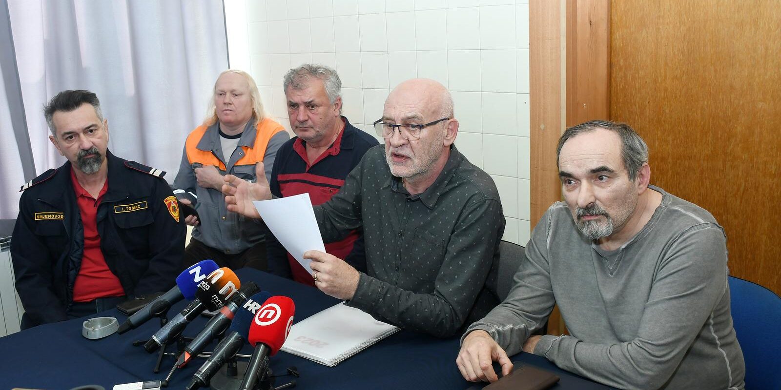 U Sisku održana konferencija za medije o problemima Petrokemije