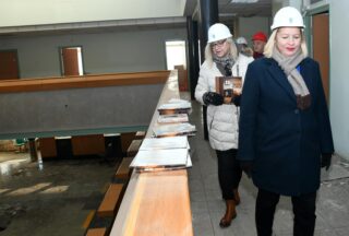 Sisak: Gradonačelnica obišla započete radove na sveobuhvatnoj obnovi nove knjižnice