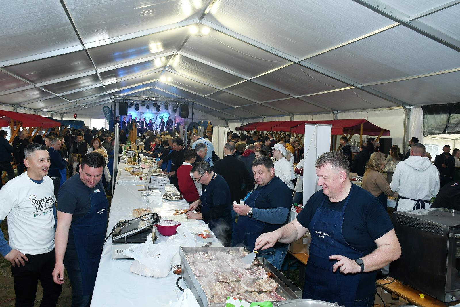 Sisak: Održan 3. Street Food Festival