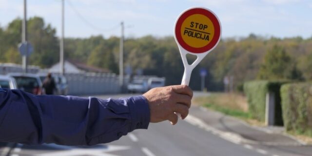 stop palica policija