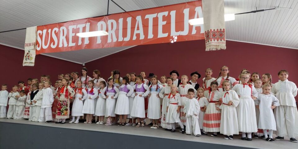 susreti-prijatelja-v
