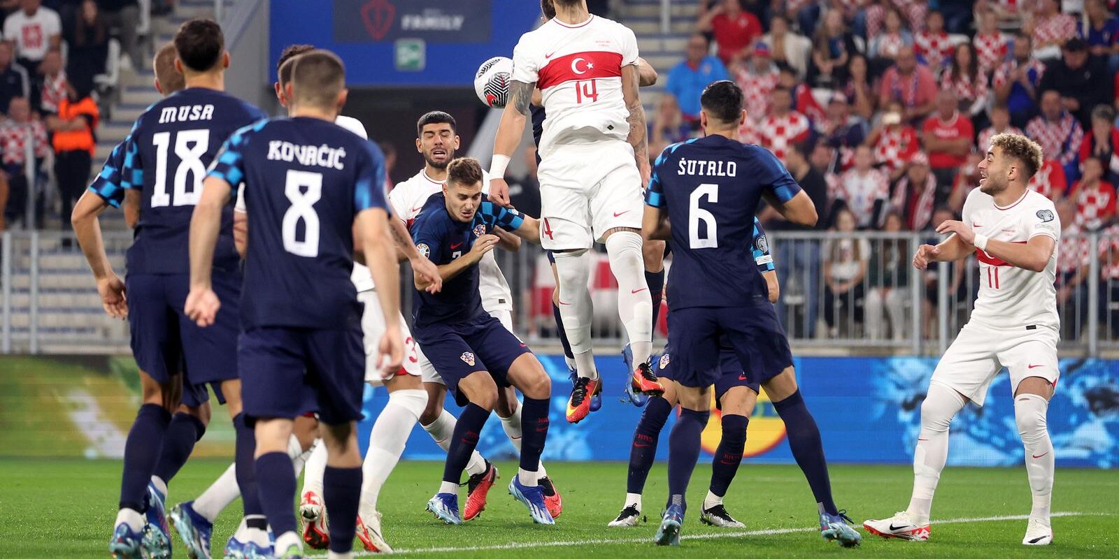 Osijek: Susret Hrvatske i Turske u kvalifikacijama za EURO 2024.