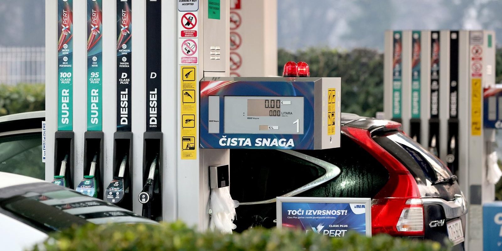 Zagreb: Od ponoći niže cijene goriva