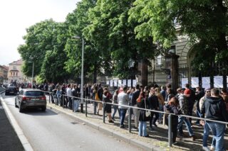 Zagreb: Guve na biralitima i u popodnevnim satima