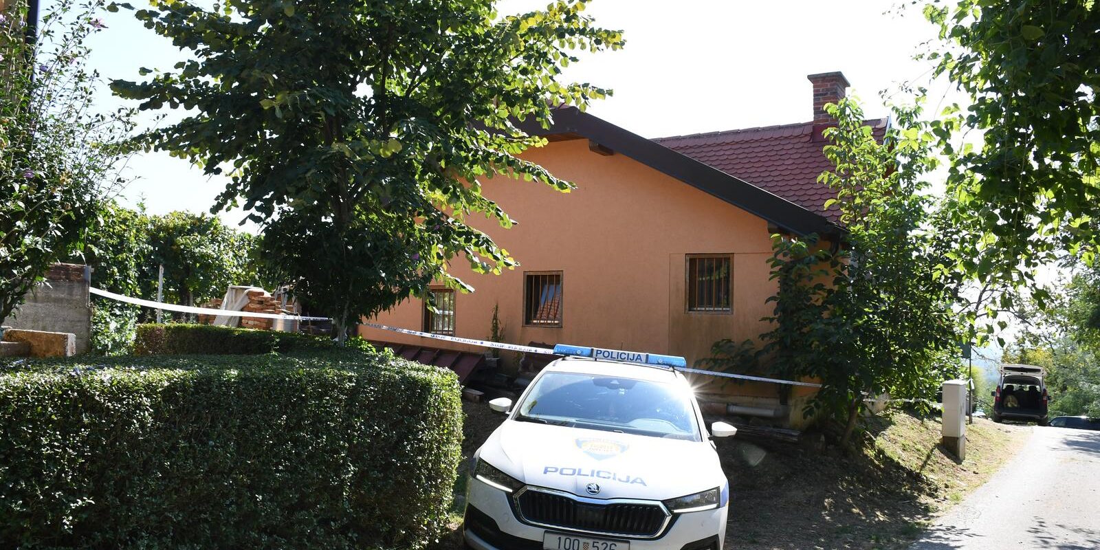 U vikendici nedaleko Popovače nađena tri tijela