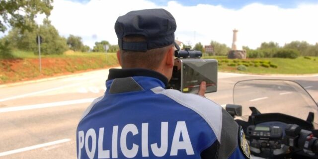 brzina nadzor policija
