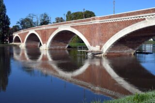 Sisak: Odraz Starog mosta u Kupi