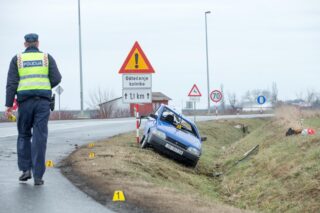 Petrijevci: Vozilom sletio u kanal na istom mjestu gdje je prije godinu dana poginulo dijete