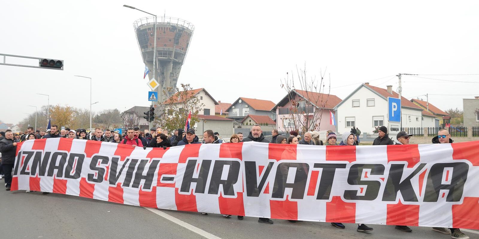 Vukovar: Kolona sjećanja prolazi pored Vodotornja