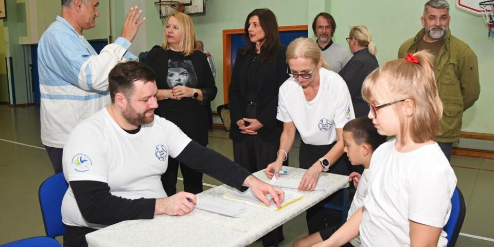 Sisak-FIT-Aktivnost-mjerenja-djece-1500-02-1024×687
