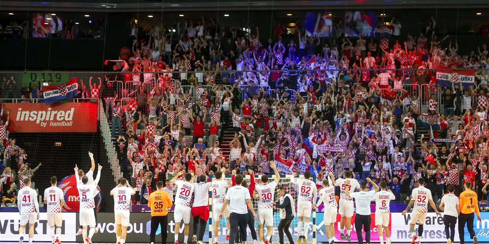 Zagreb: Slavlje rukometaša Hrvatske nakon pobjede nad Mađarskom i prolaska u polufinale Svjetskog prvenstva