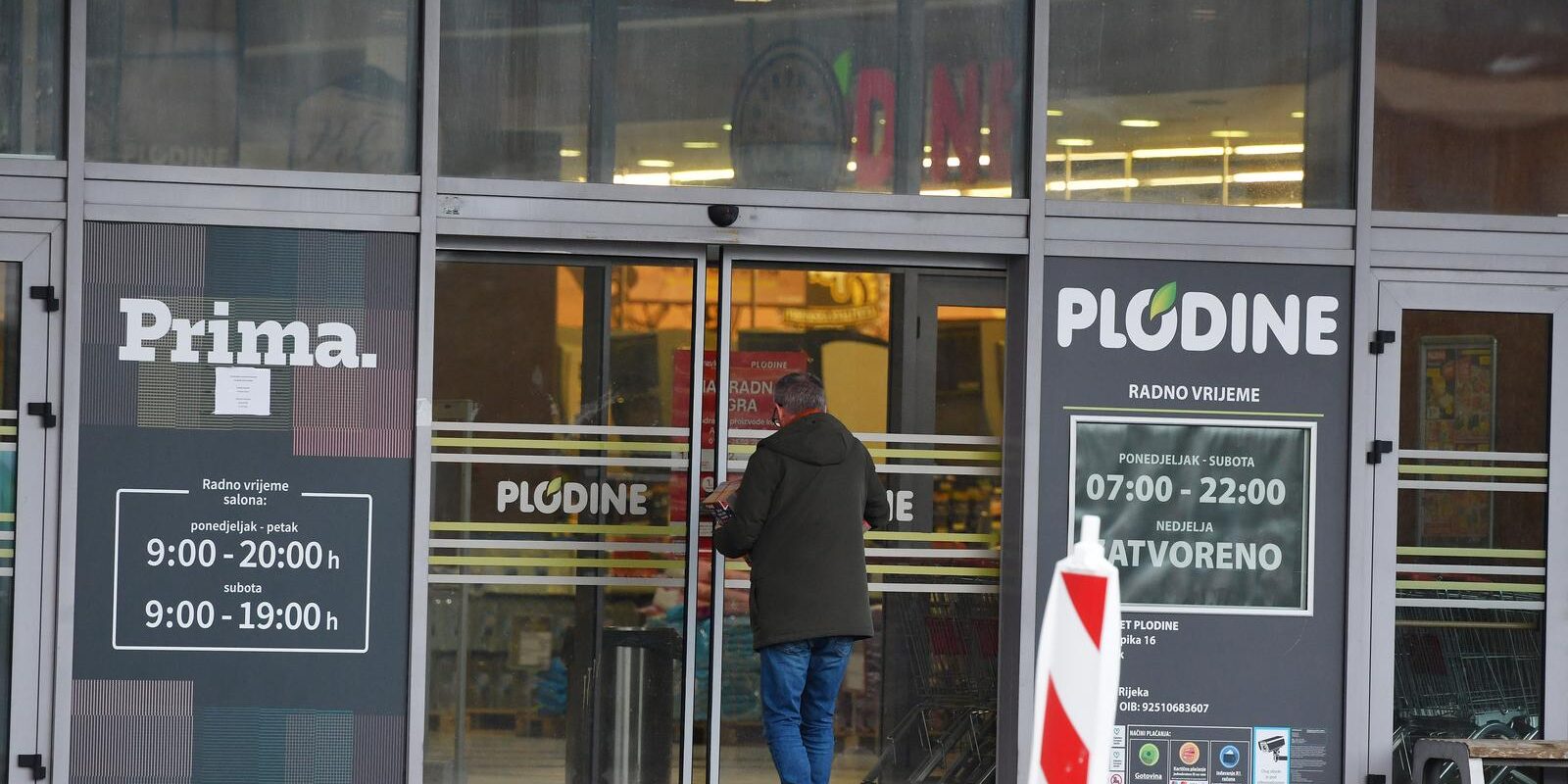 �ibenik: Udruga Halo inspektore pozvala na bojkot Plodina na slijde?eih sedam dana