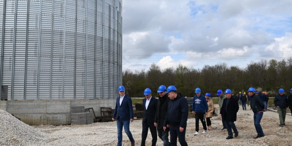 0-02-05-5cc56d576cdfe541b24465ffb451659aaa234095555b0ce5973d90bb0e69a338_83e337caf535904a