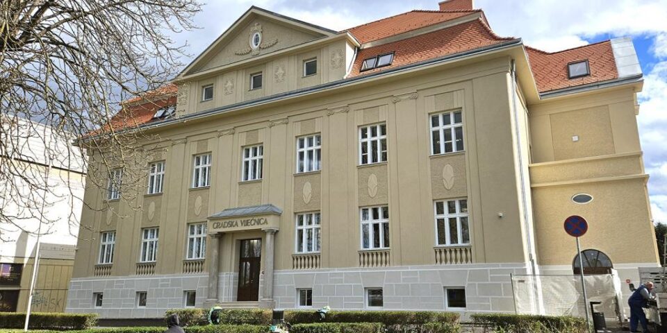 Gradska-vijećnica-1500-1024×622