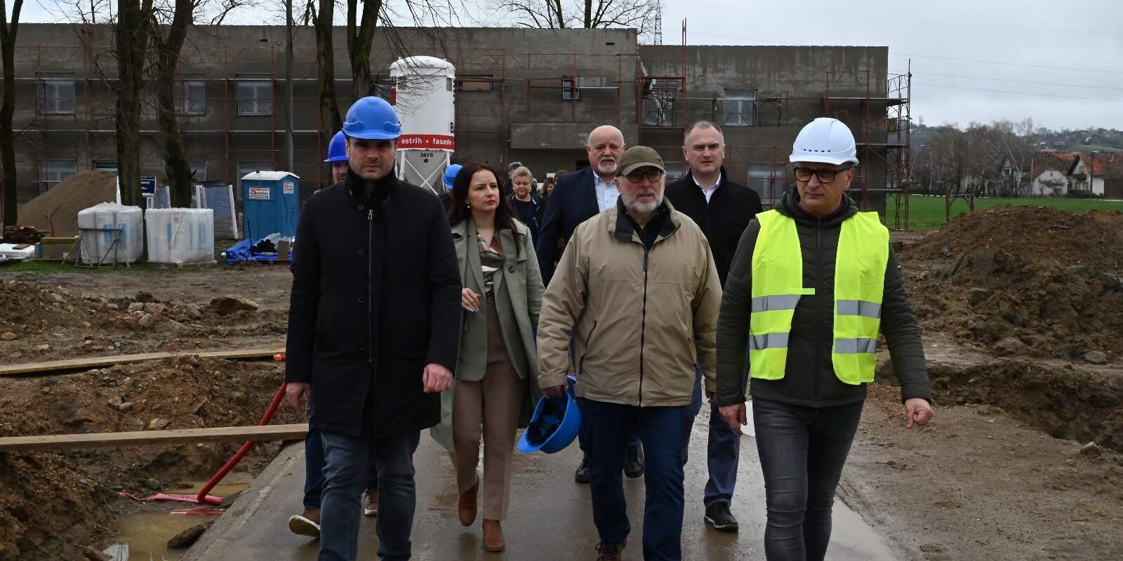 1._Naslovna_fotografija